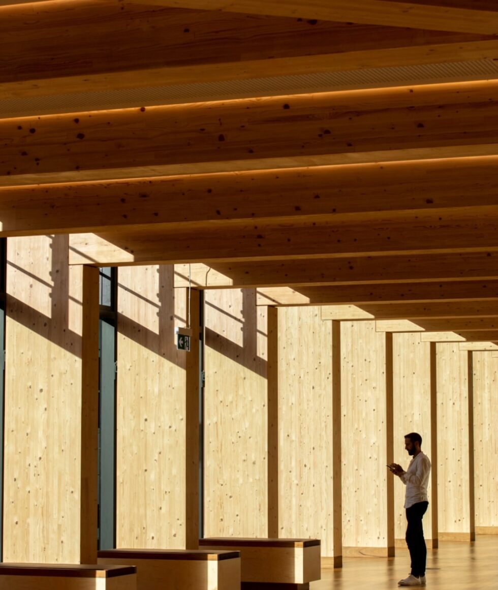 Buildcorp_New Build_Education_Mac Uni Ainsworth_Carousel 2.4-min