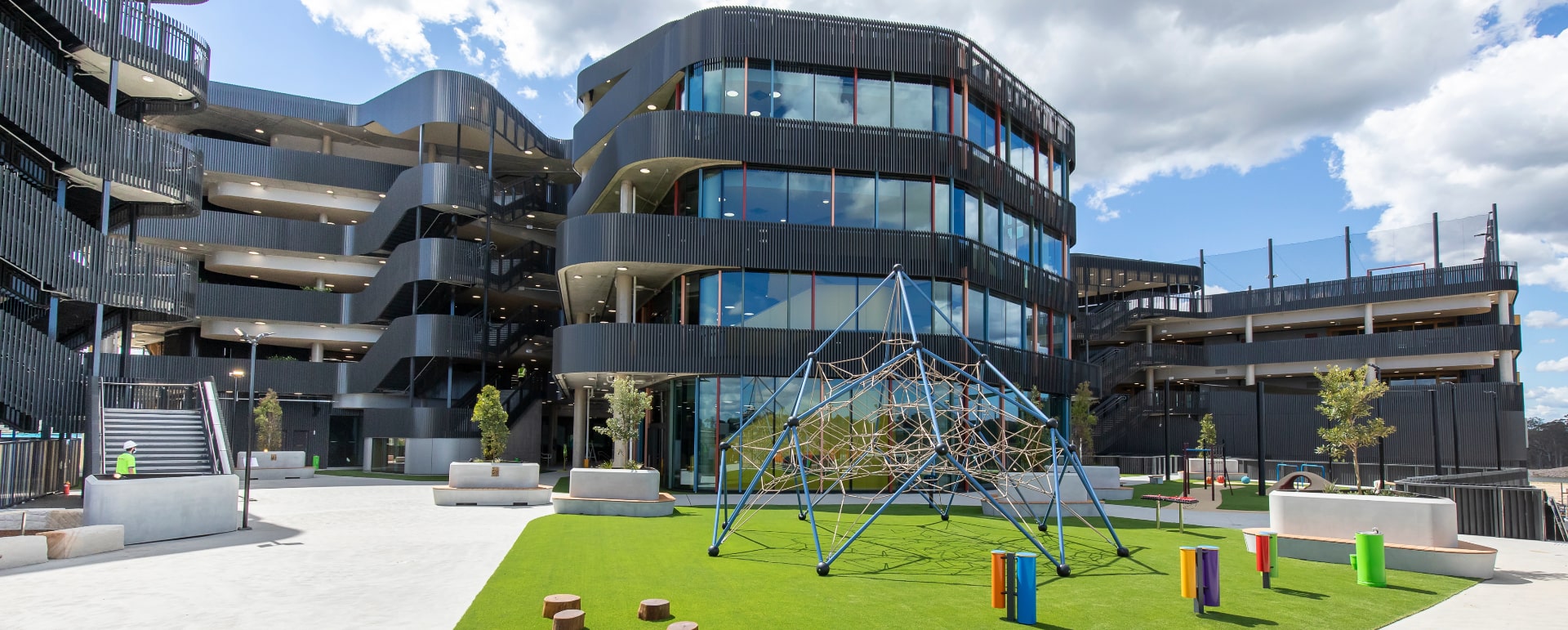 Buildcorp_New Build_Education_Santa Sophia_HERO-min