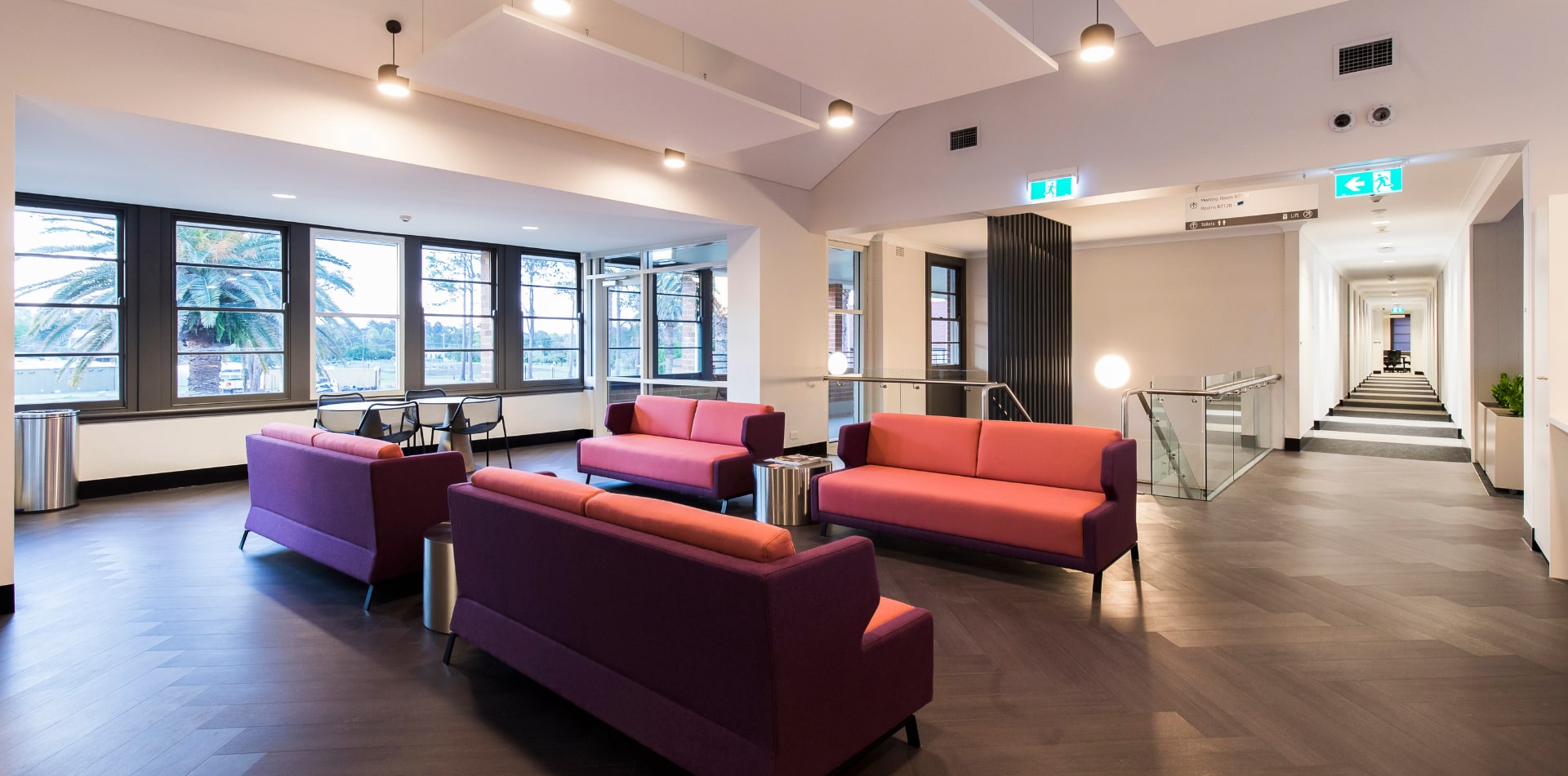 Buildcorp_New Build_Education_WSU Hawkesbury_Carousel 1.2-min