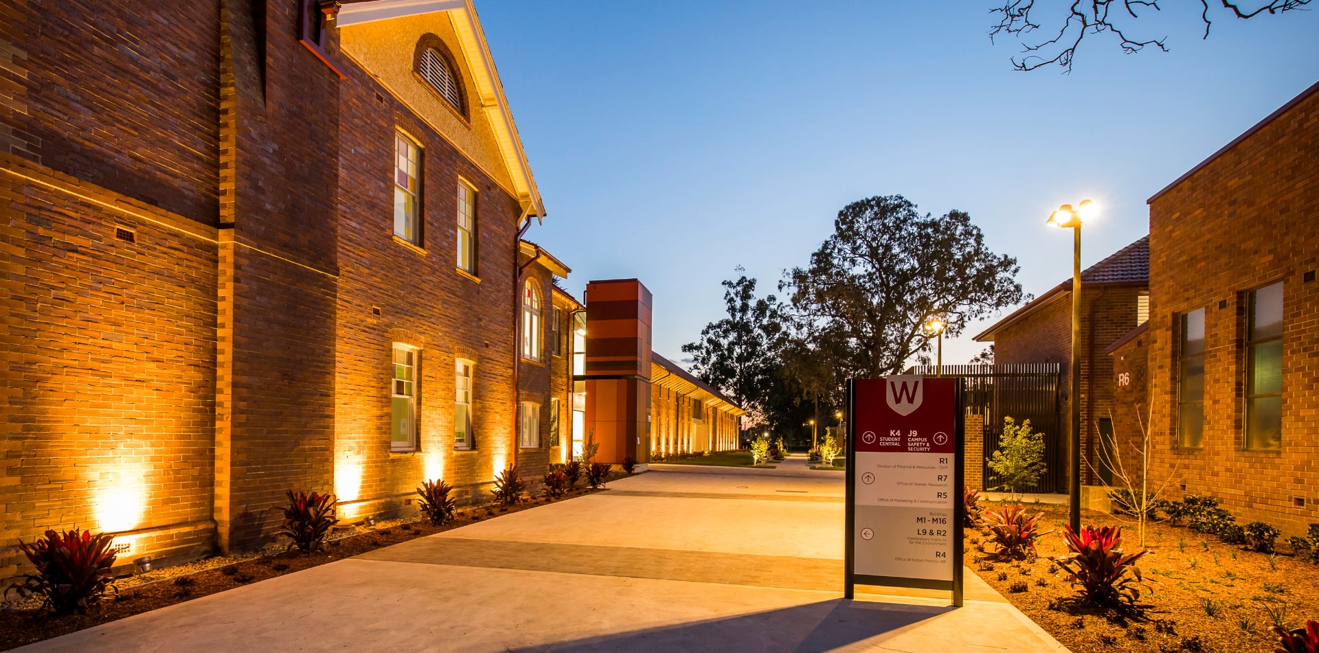 Buildcorp_New Build_Education_WSU Hawkesbury_Carousel 1.5-min