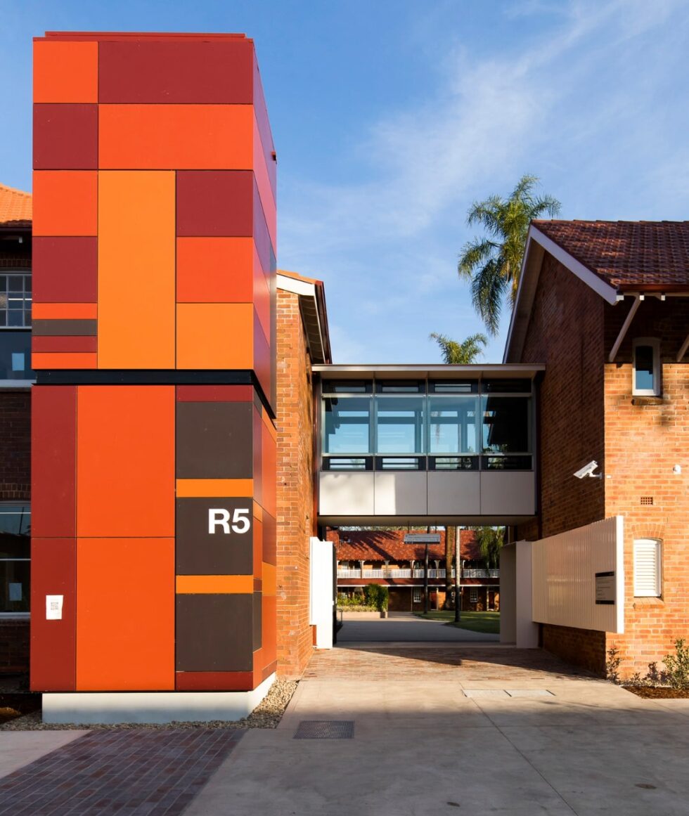 Buildcorp_New Build_Education_WSU Hawkesbury_Carousel 2.1-min