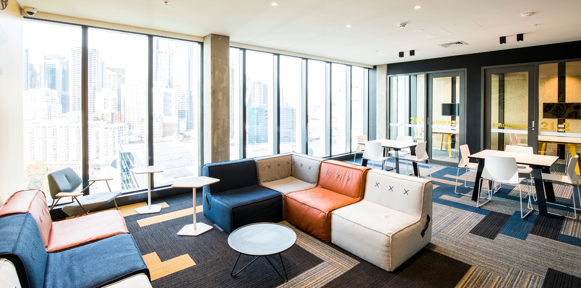 Buildcorp_NewBuild_StudentAccomm_ScapeDarlingSquare_Carousel1A-min