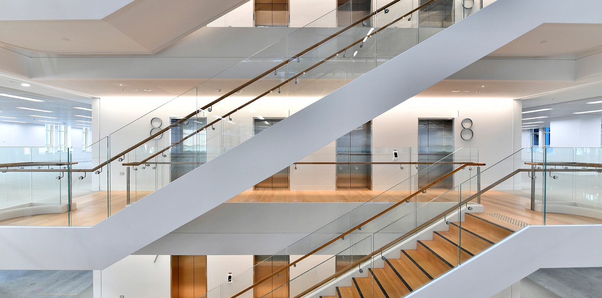 Buildcorp_Refurbishment_Commercial_44-Martin-Place_1920x951 (6)-min