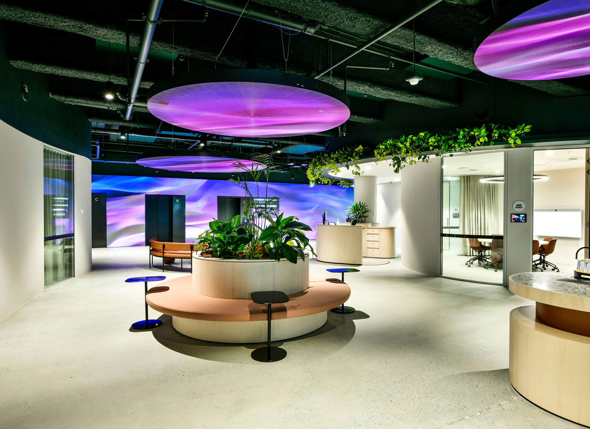 Buildcorp_Transurban Queensland Head Office_1920x1398 (4)