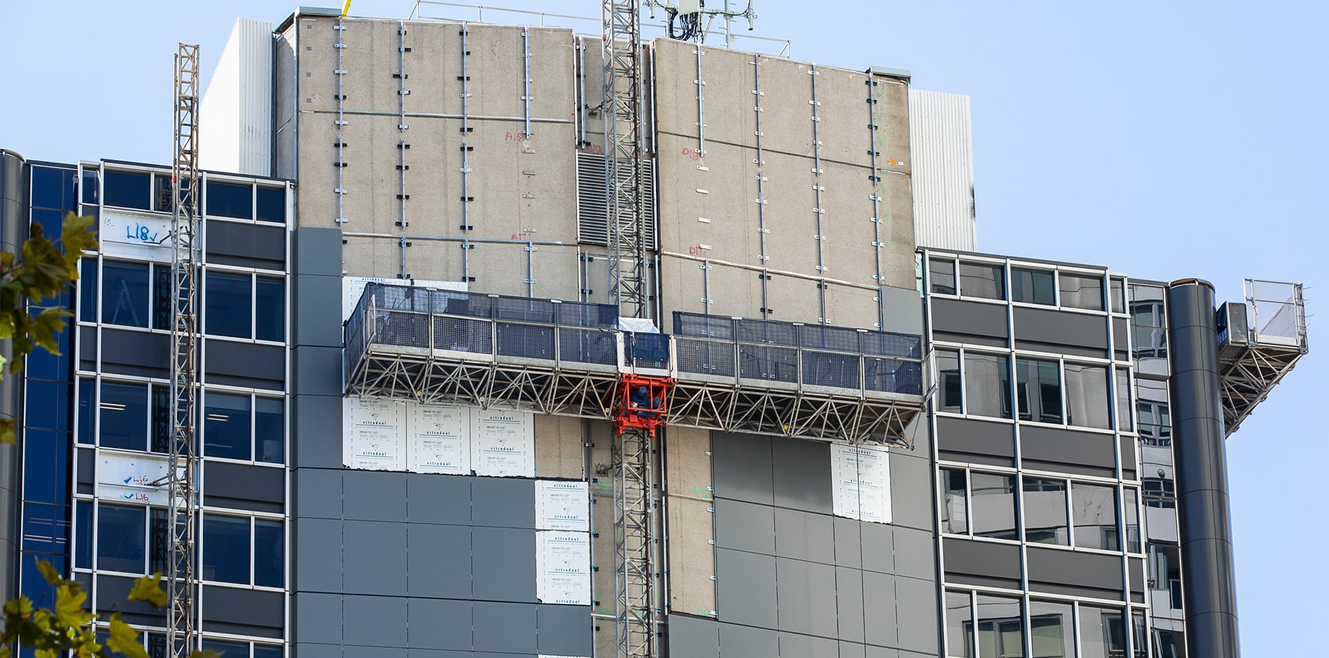 Buildcorp_Facade_Commercial_124WalkerSt_1920x951_3-min