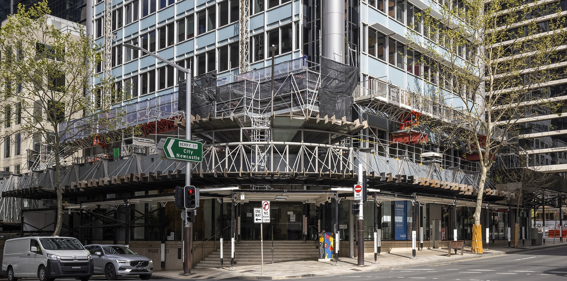 Buildcorp_Facade_Commercial_124WalkerSt_1920x951_5-min