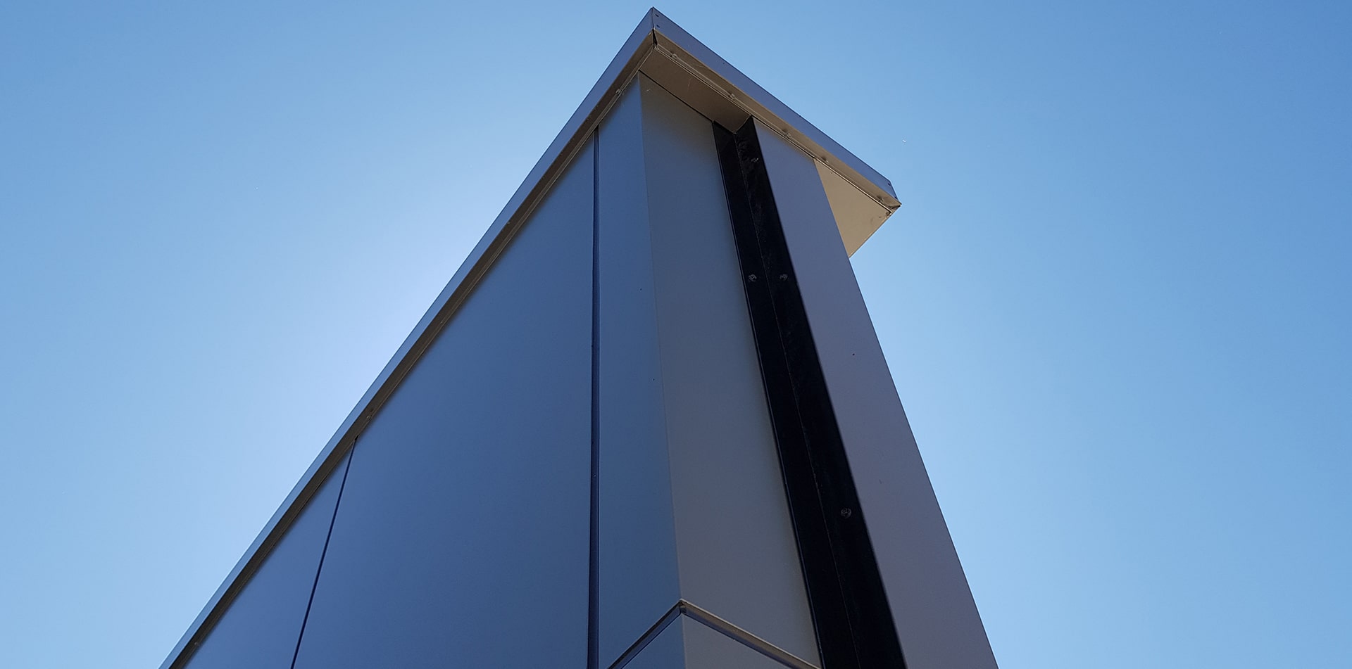 Buildcorp_Facade_Commercial_2RichardsonPlc_1920x951_1-min