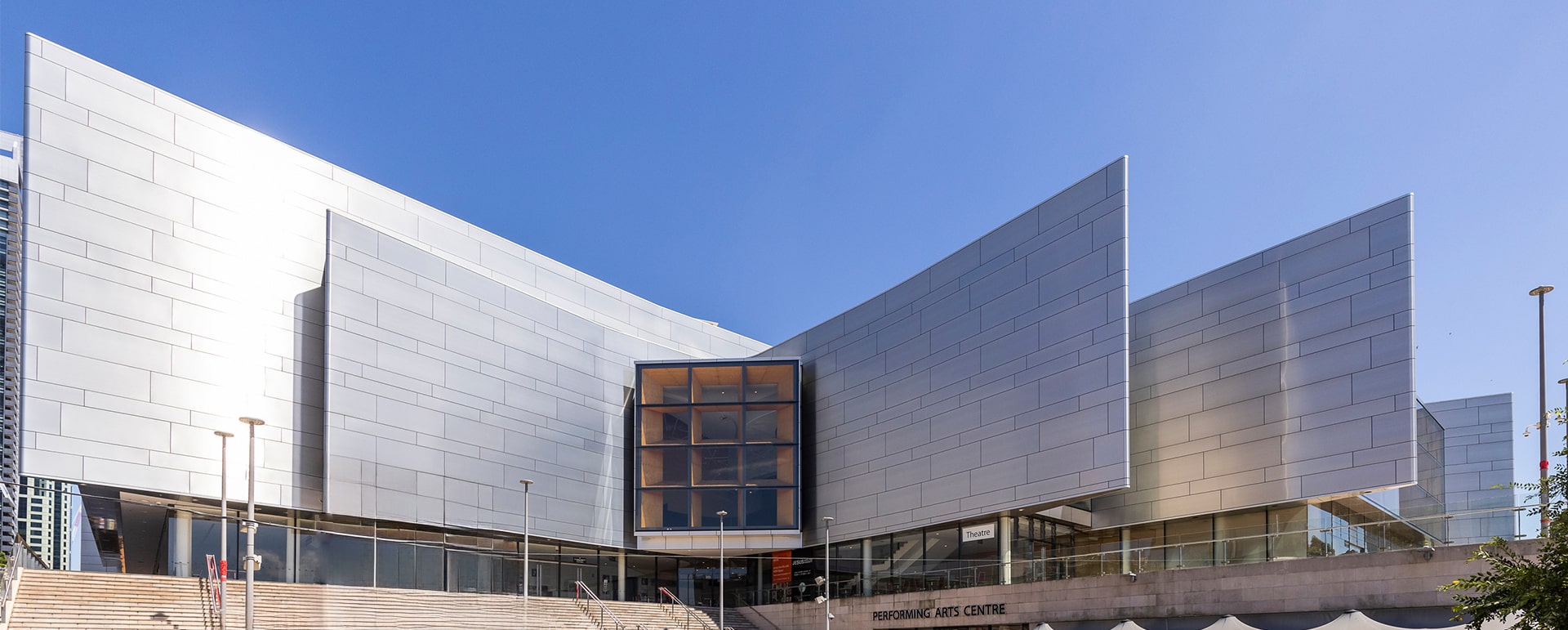 Buildcorp_Facade_Community_ChatswoodConcourse_1920 x 771-min