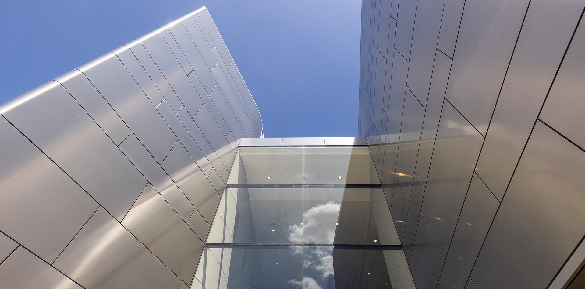 Buildcorp_Facade_Community_ChatswoodConcourse_1920 x951_1-min