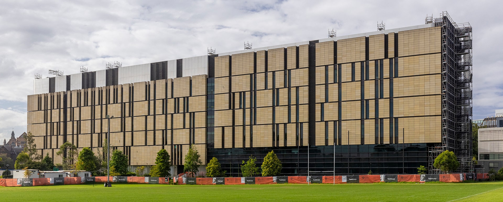 Buildcorp_Facade_Education_CharlesPerkins_1920x771-min