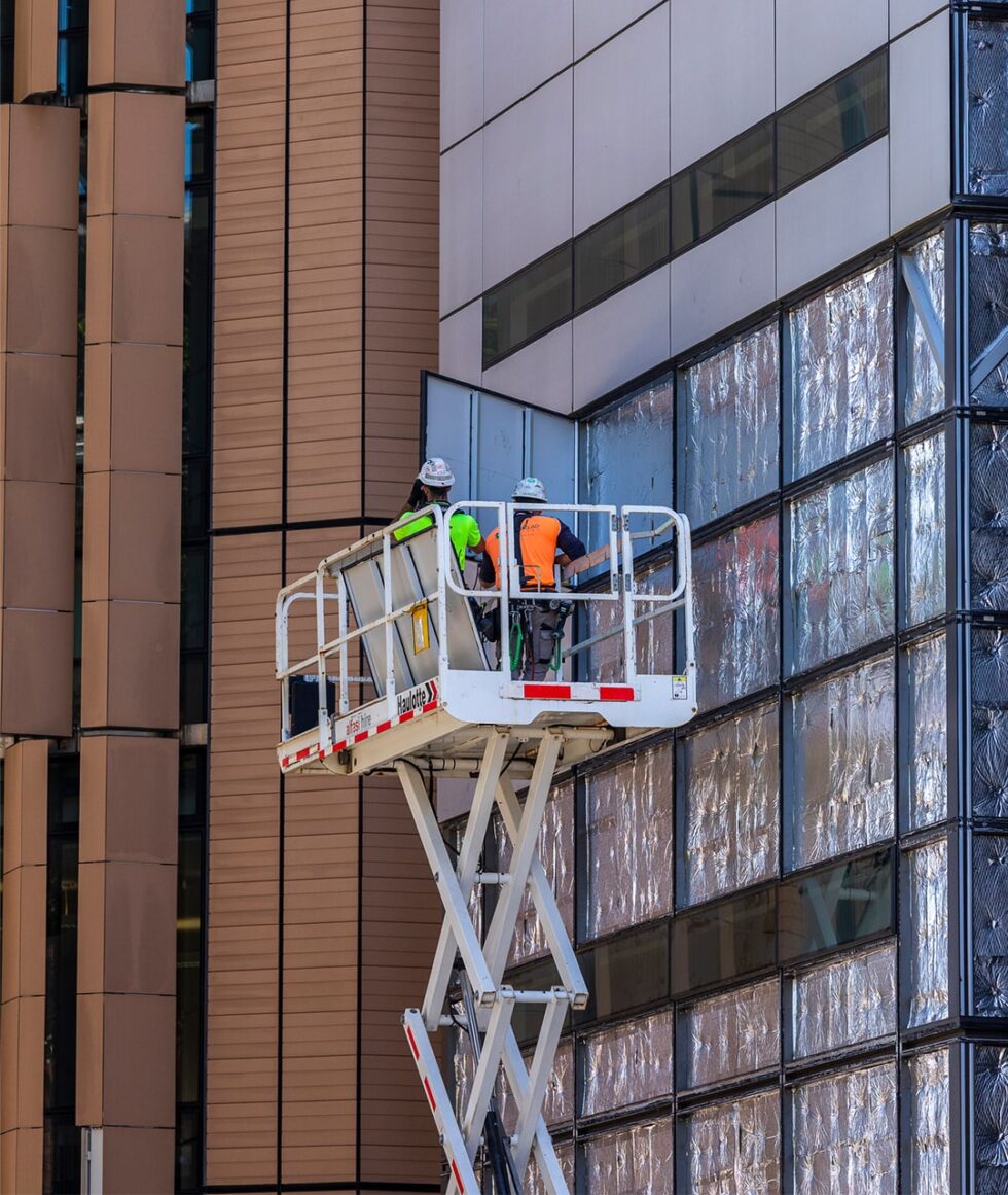 Buildcorp_Facade_Education_UNSWH6Tyree_1080x1280_3-min