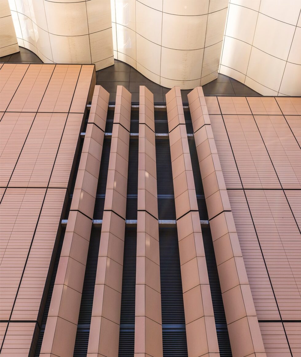 Buildcorp_Facade_Education_UNSWH6Tyree_1080x1280_4-min