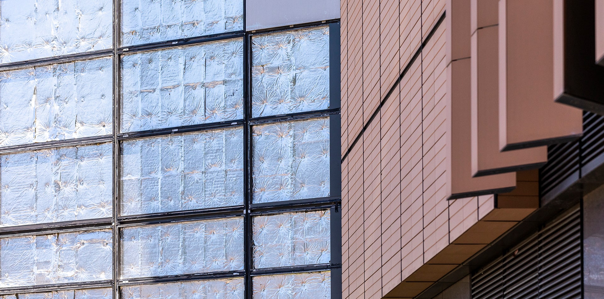 Buildcorp_Facade_Education_UNSWH6Tyree_1920x951_3-min