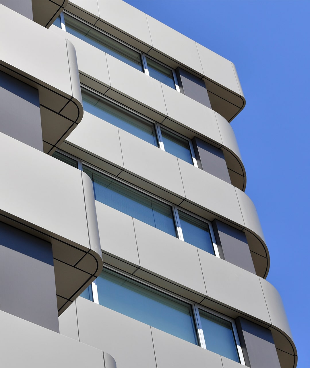 Buildcorp_Facade_Residential_48UpperPittSt_1080x1280_1-min