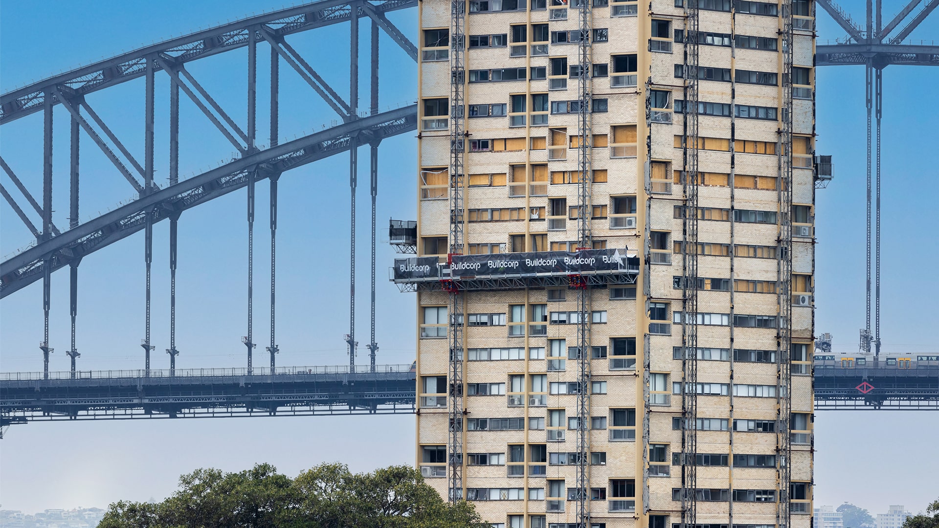 Buildcorp_Remedial_Residential_BluesPointTower_1920x1080-min