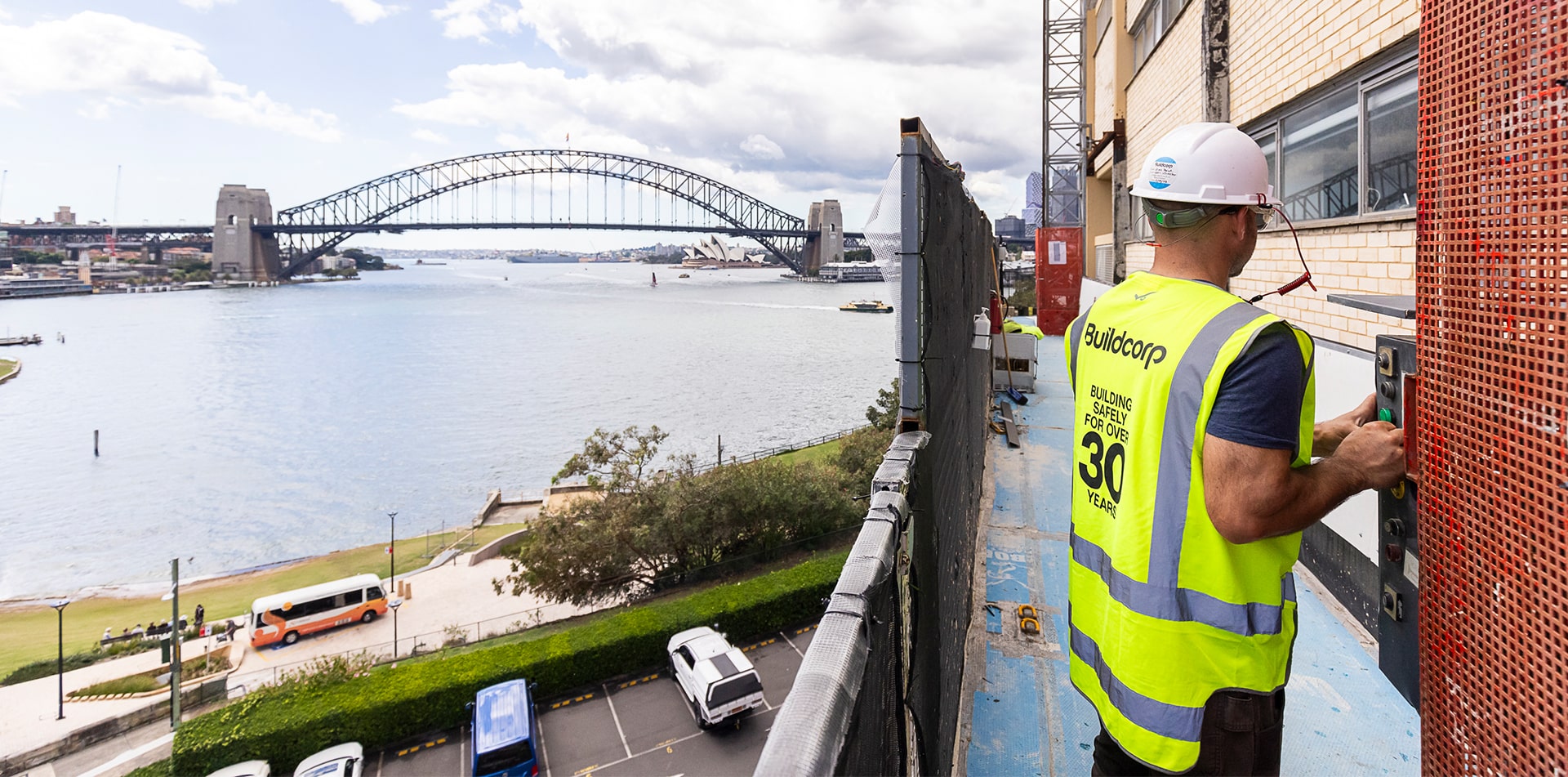 Buildcorp_Remedial_Residential_BluesPointTower_1920x951_4-min