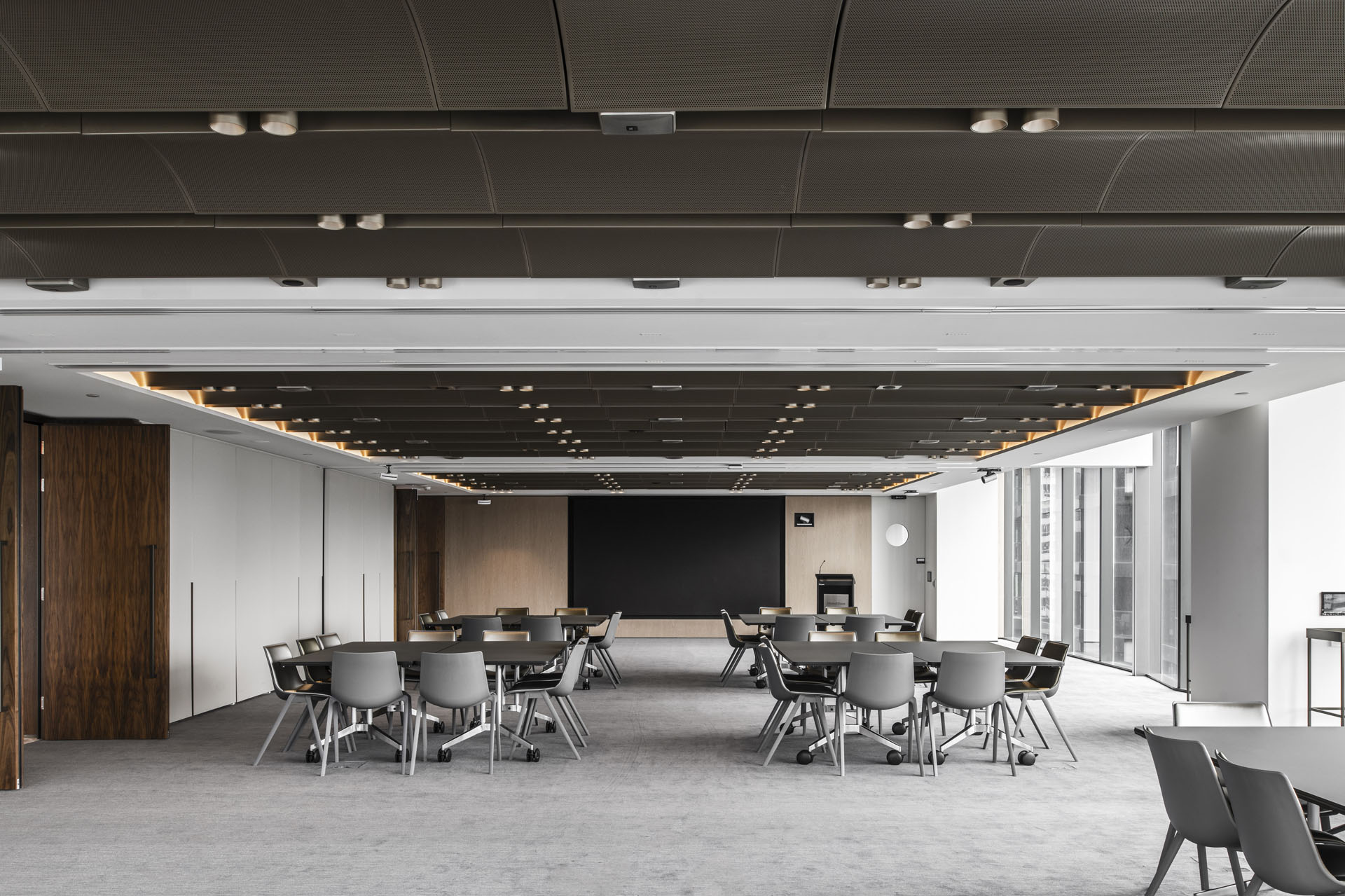 Buildcorp_Workplace_Major_Minter_Ellison_1920x1292