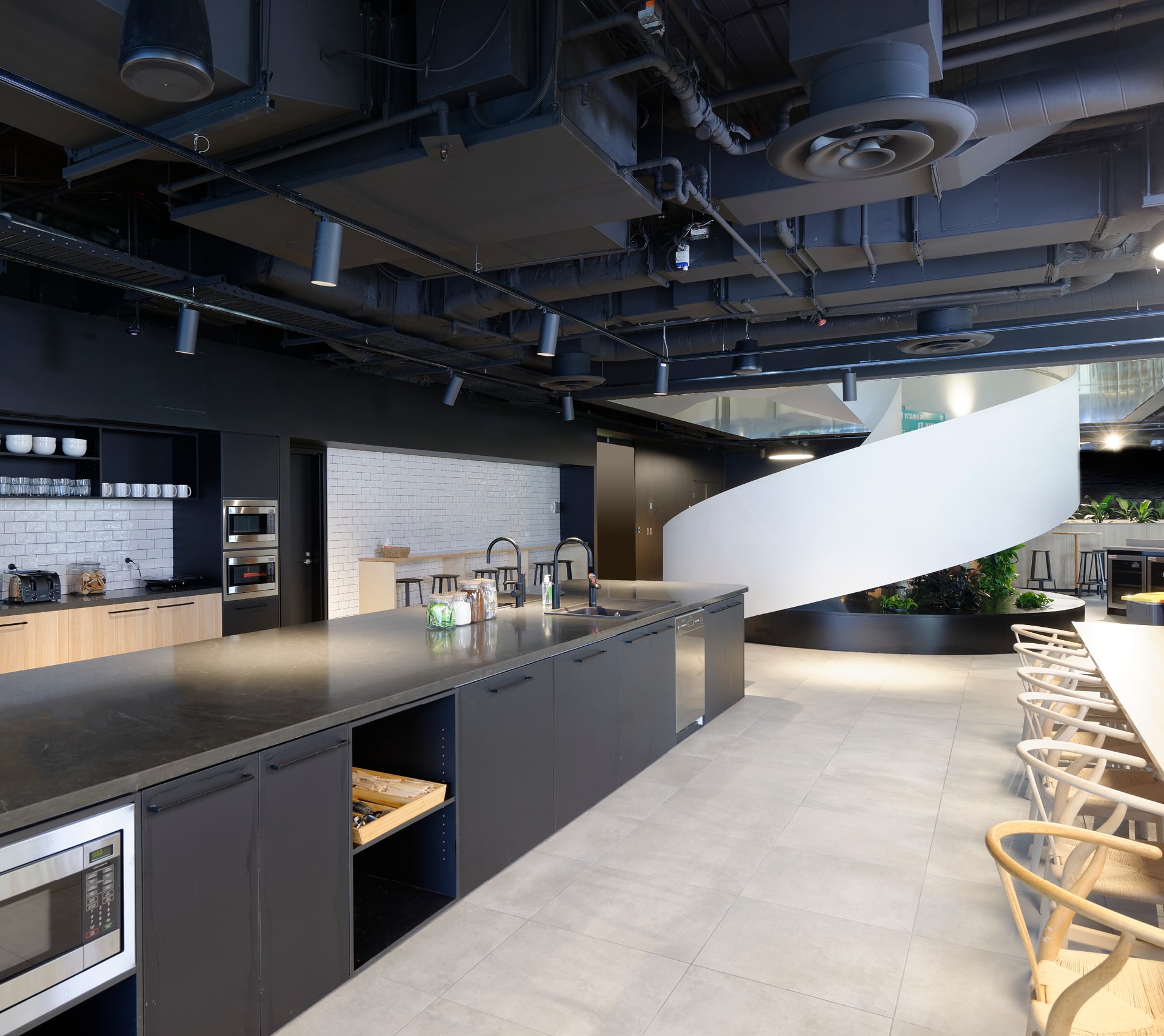 Buildcorp_Fitout_Workplace_Lion_Docklands_1-3_10-min