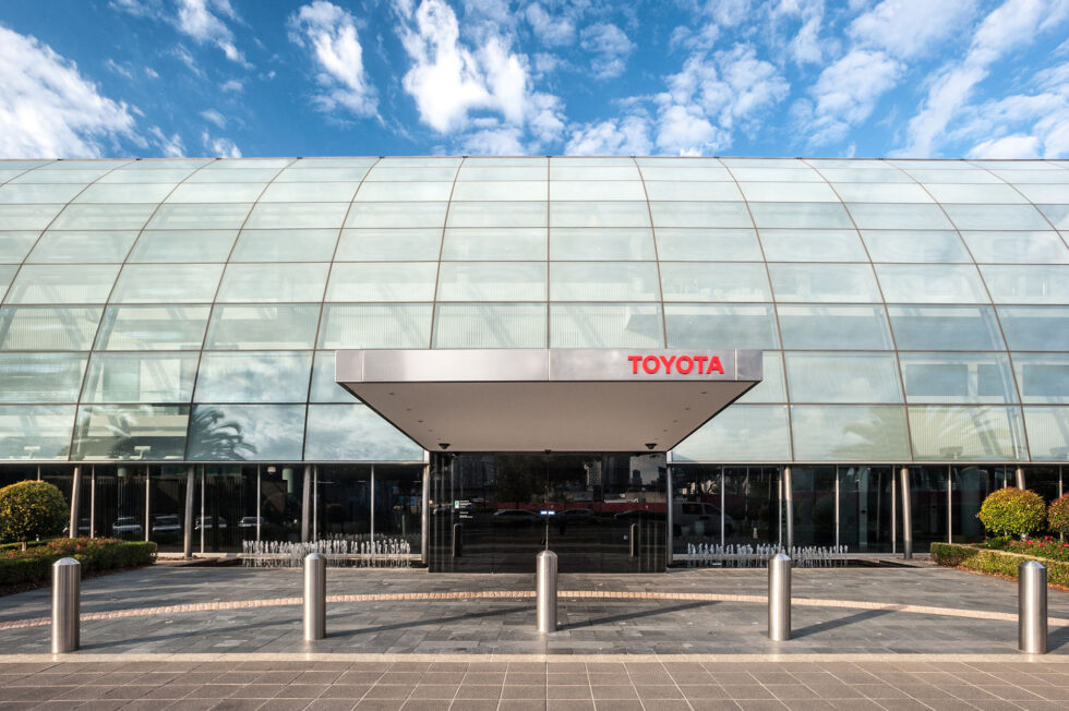 Buildcorp_Refurbishment_Workplace_Toyota_HQ_01_1920x1398