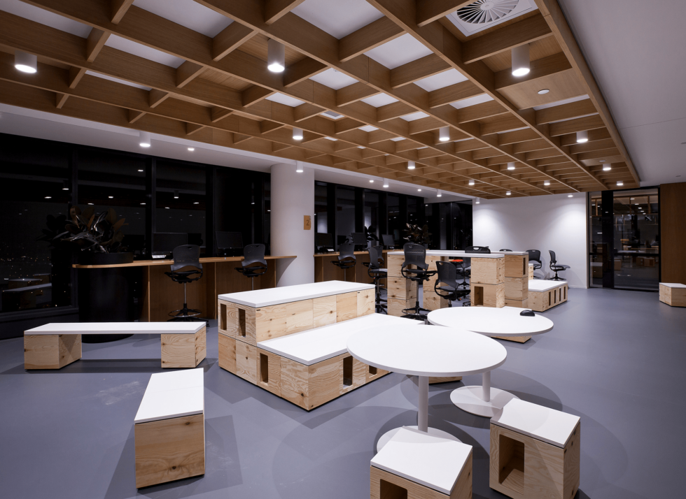 Carousel L_Origin Brisbane_1920x1398_11-min