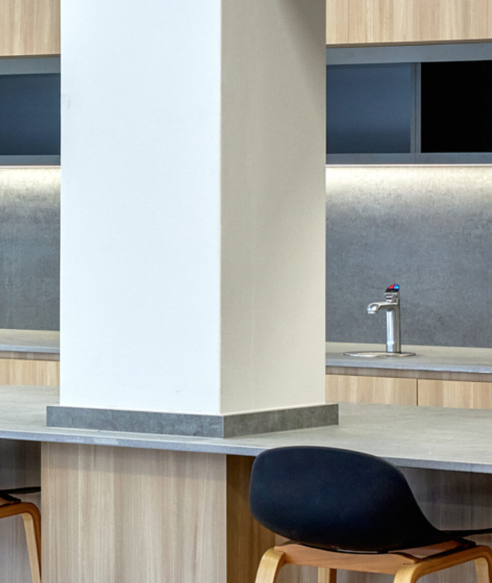 Buildcorp_Industrial_Refurbishment_AusgridBanksmeadow_1080 x 12802