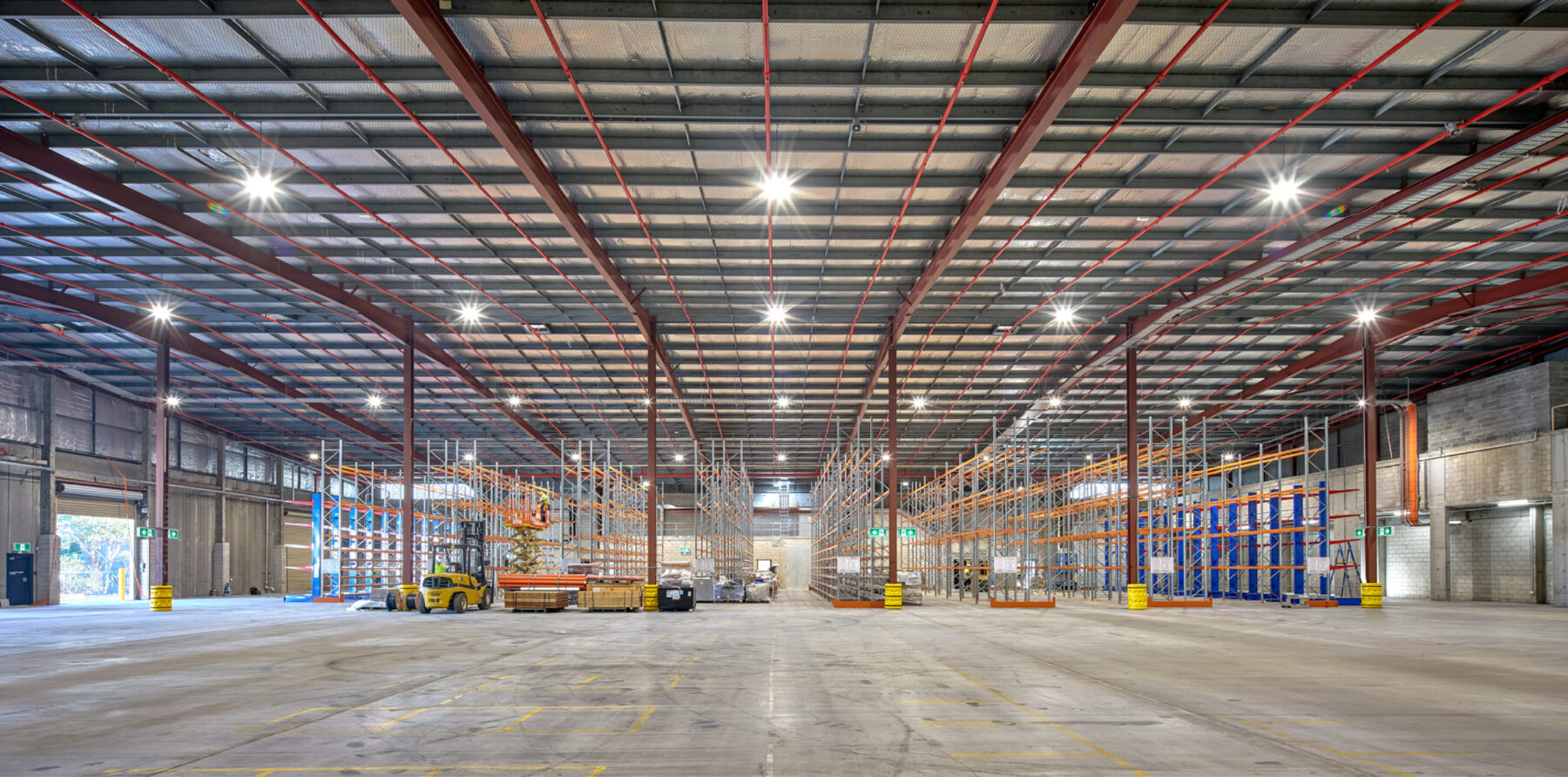 Buildcorp_Industrial_Refurbishment_AusgridBanksmeadow_1920 x 951