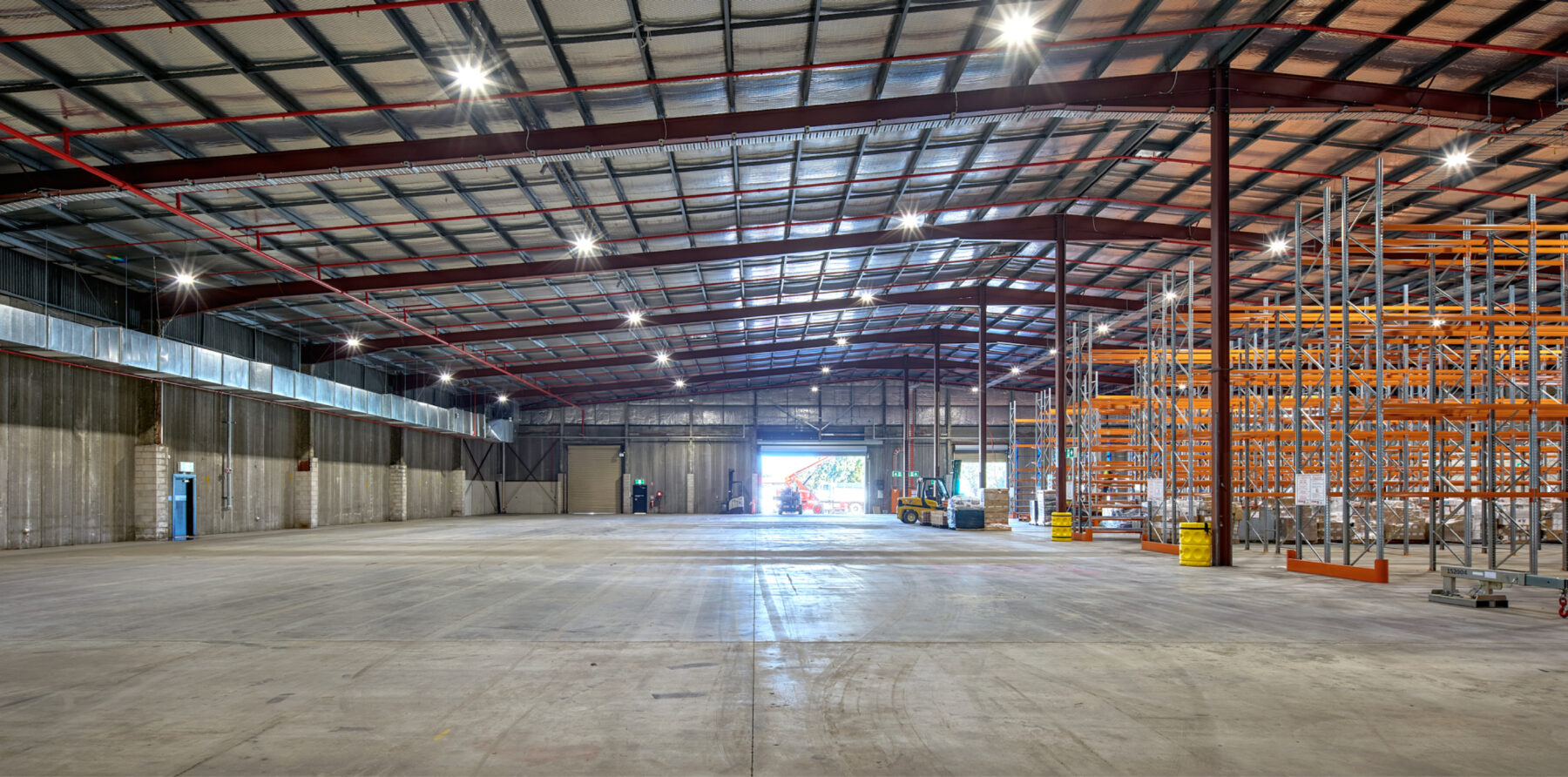 Buildcorp_Industrial_Refurbishment_AusgridBanksmeadow_1920 x 9513