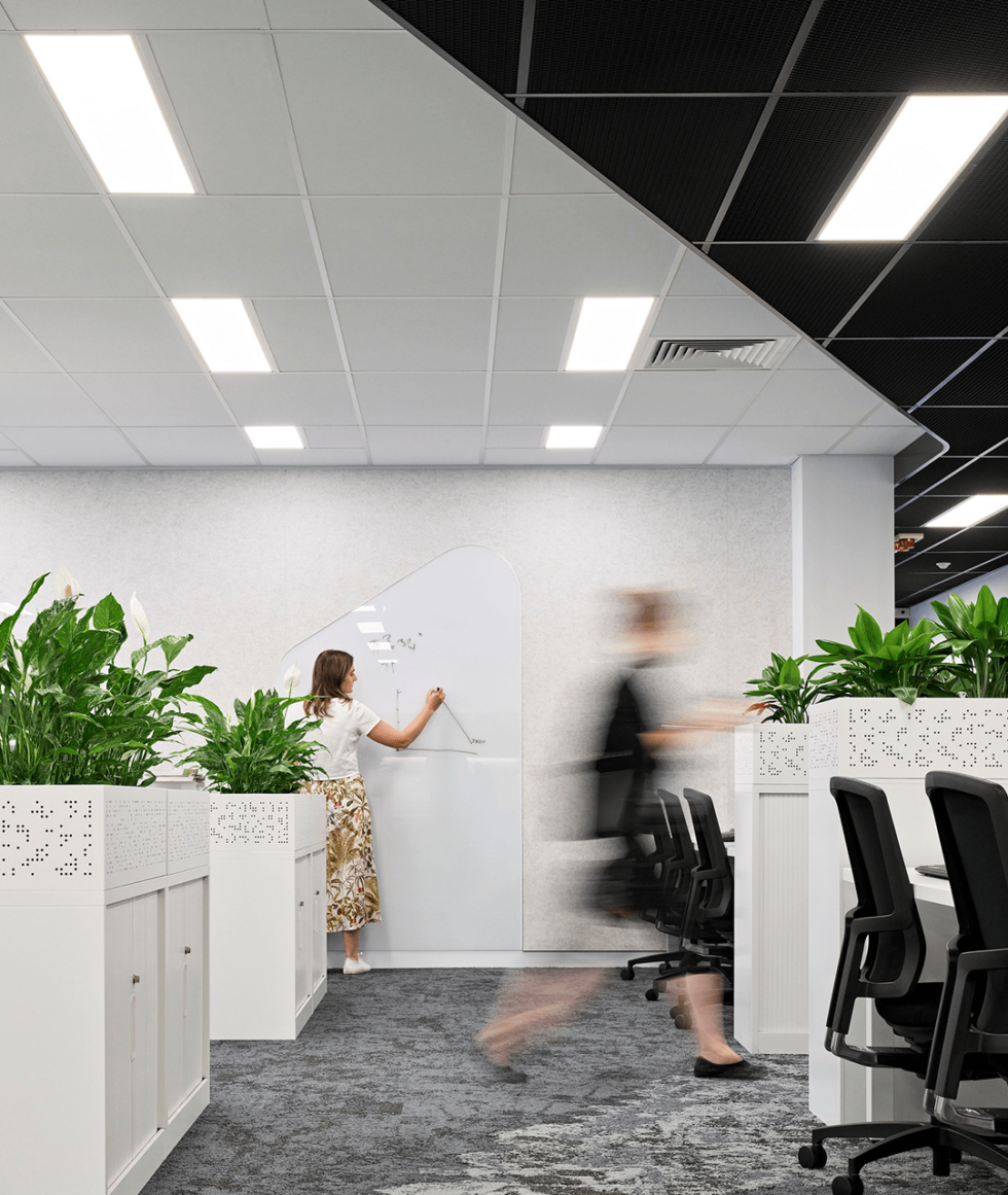 Carousel P_QUTIC_1080x1280_3-min