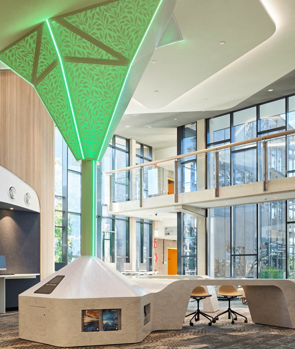 Carousel P_QUTIC_1080x1280_9-min