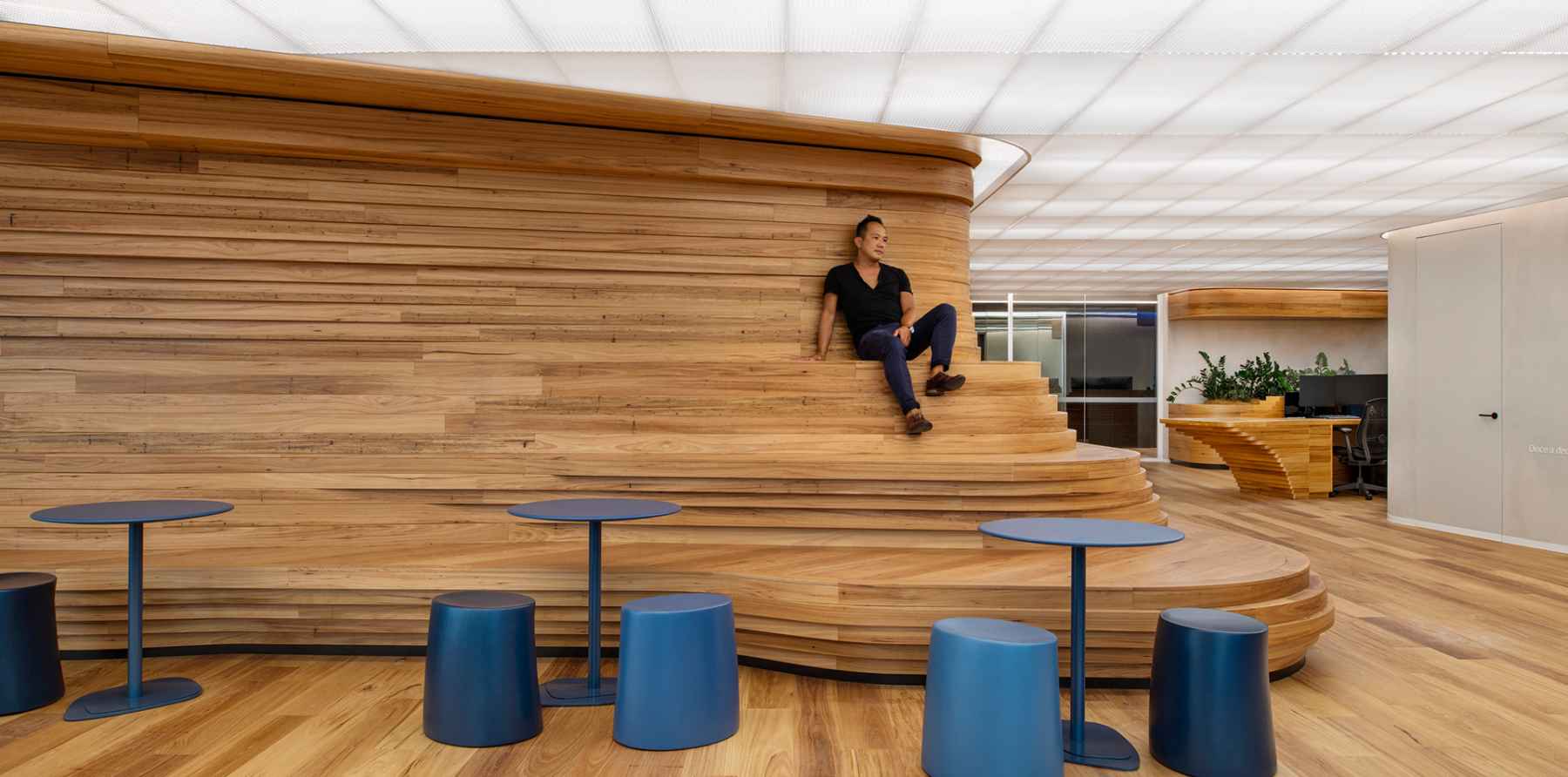 Landscape_Global E-Commerce_1920x951_2