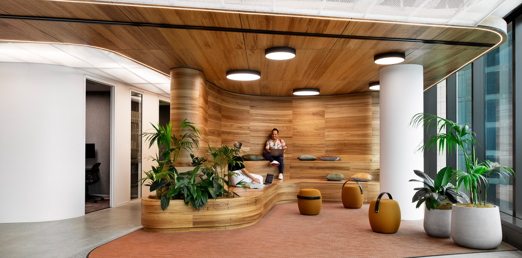 Landscape_Global E-Commerce_1920x951_6