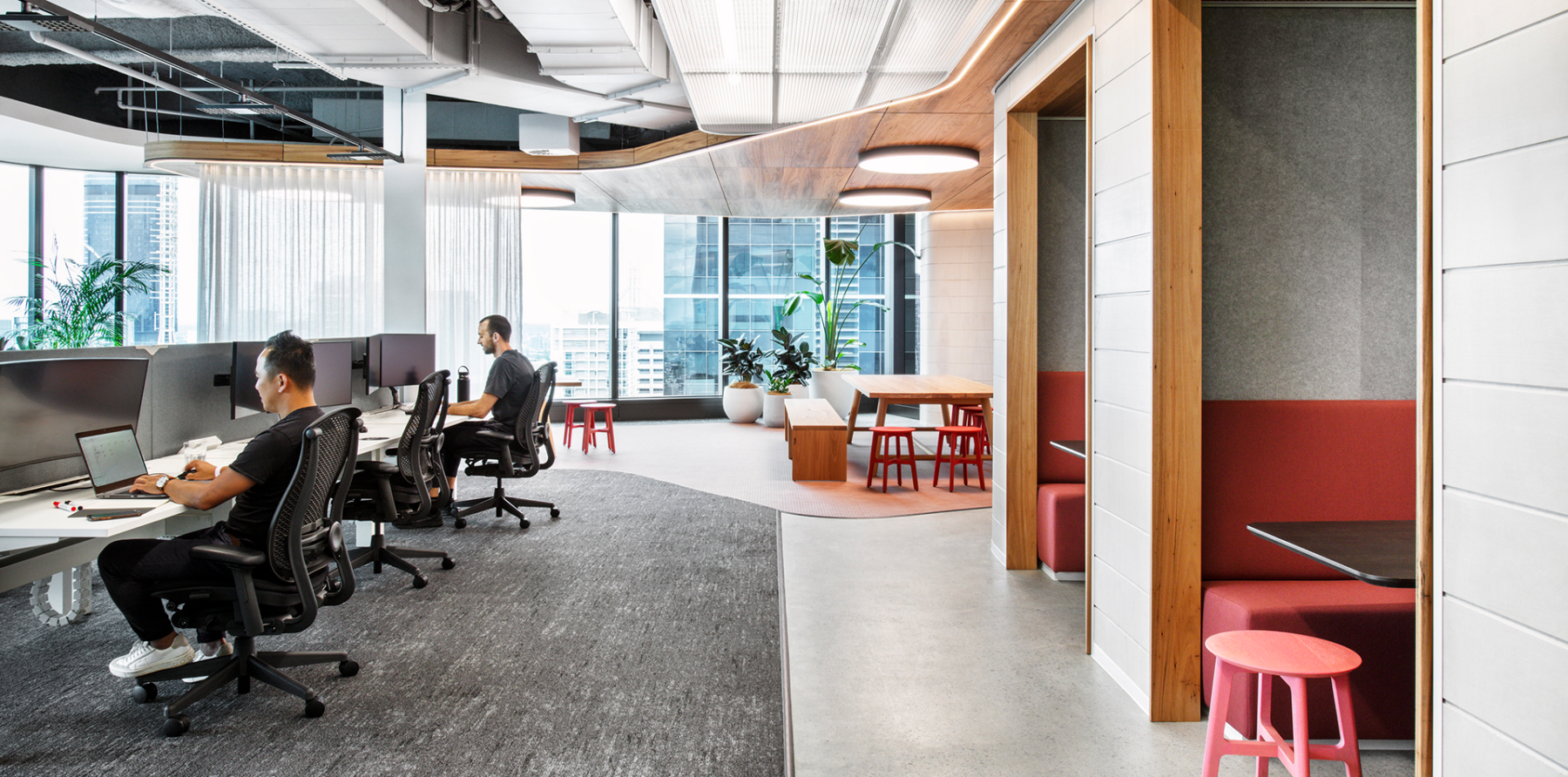 Landscape_Global E-Commerce_1920x951_7