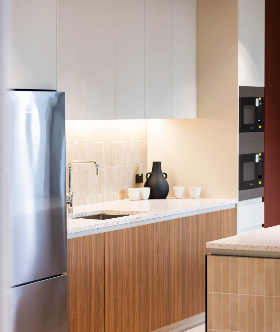 Buildcorp_Fitout_Workplace_1MargaretStSpecSuites__1080 x 1280