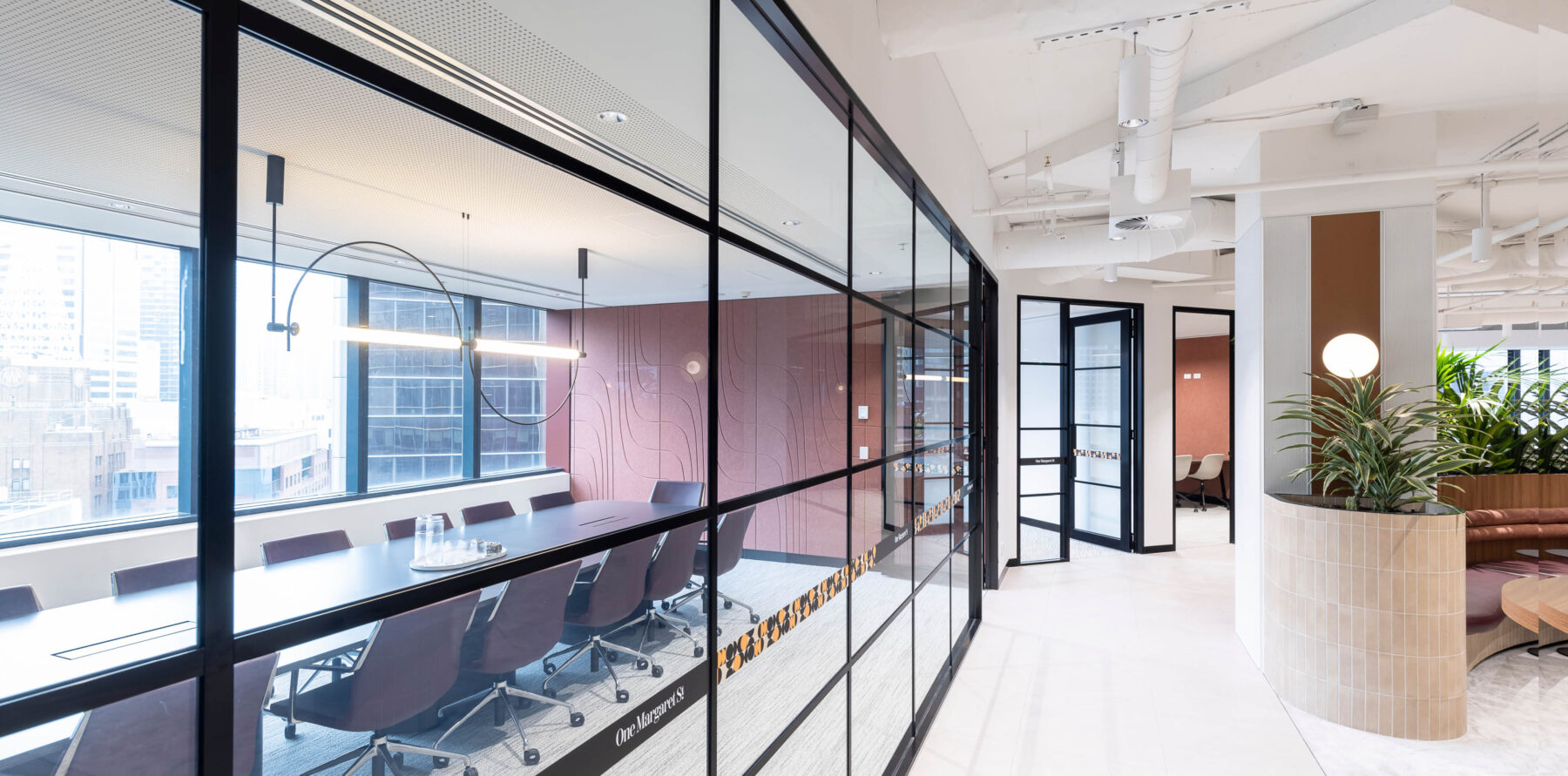 Buildcorp_Fitout_Workplace_1MargaretStSpecSuites__1920 x 9514