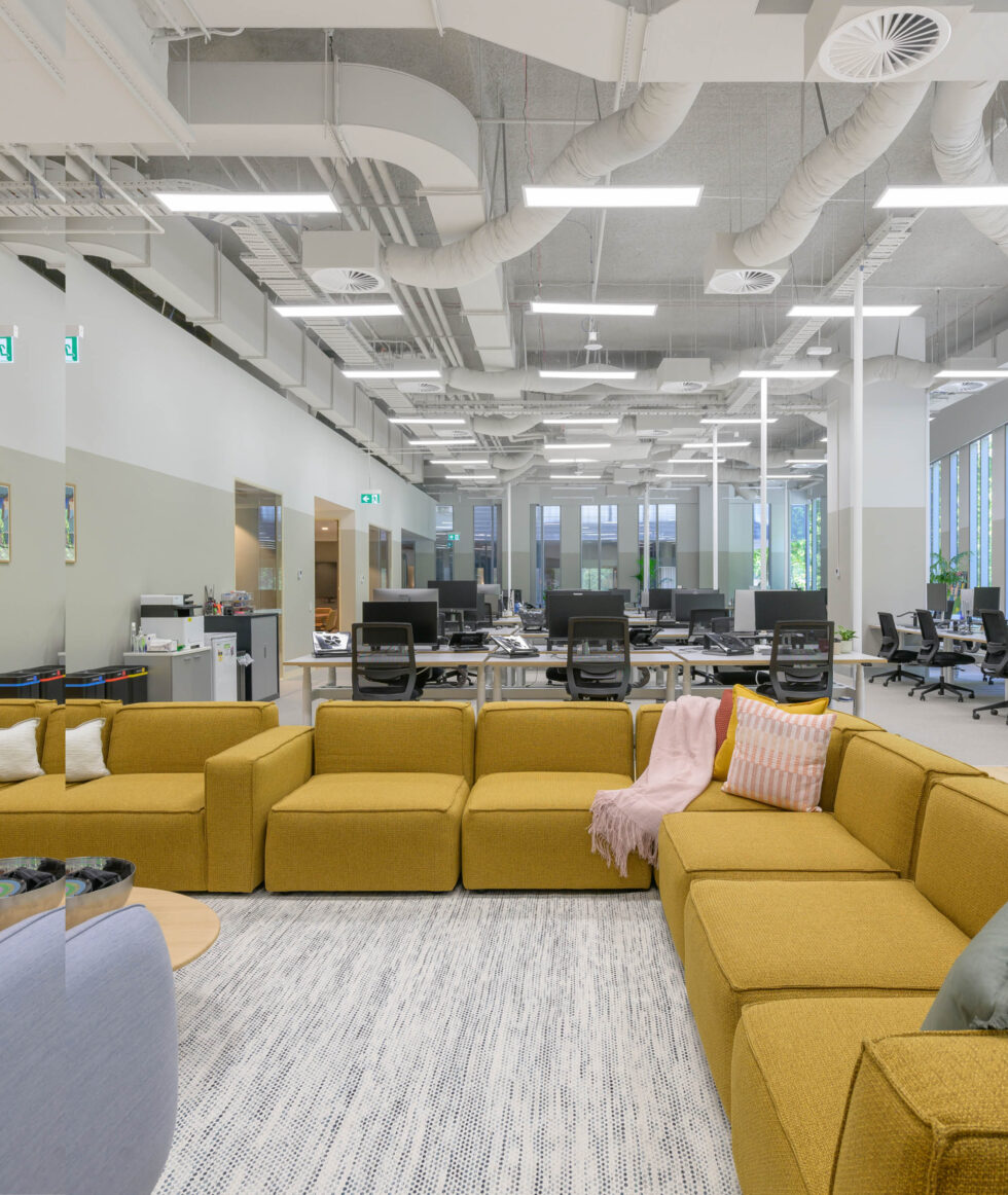 Buildcorp_Fitout_Workplace_GPTDesignSuites550Bourke__1080 x 1280