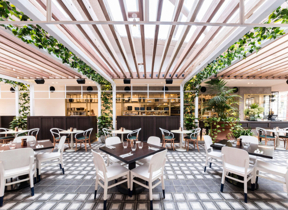 garden bar_1920 x 1398